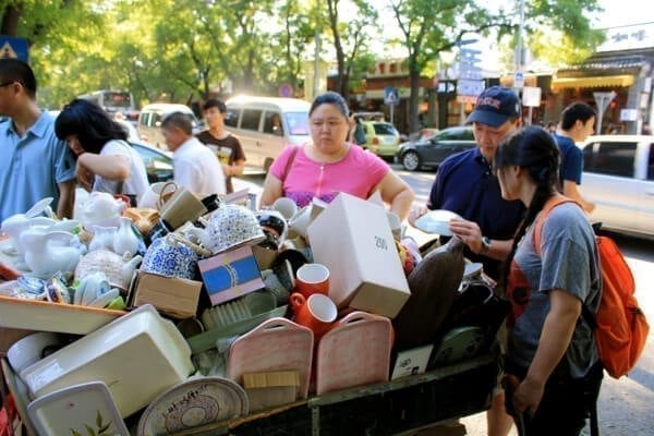 The One Phrase You’ll Need When Shopping in China