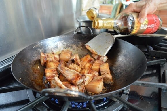 Red Cooked Pork (Hong Shao Rou) by thewoksoflife.com