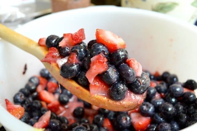 summer berry pie