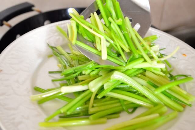 Jen's Tofu Stir-Fry - Chinese Home Cooking, by thewoksoflife.com