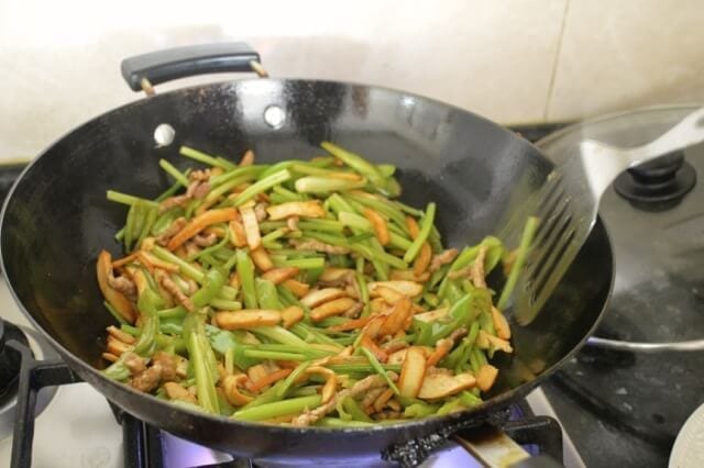 Jen's Tofu Stir-Fry - Chinese Home Cooking, by thewoksoflife.com