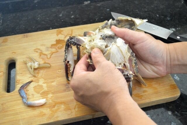 cleaning a crab