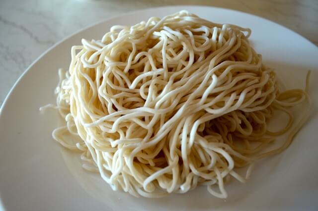 Easy Mushroom Noodle Stir fry, by thewoksoflife.com