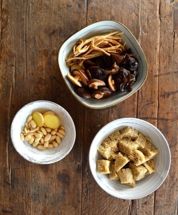 Hong Shao Kao Fu - Braised Wheat Gluten with Mushrooms, by thewoksoflife.com