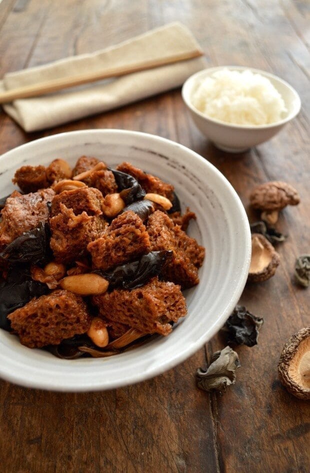 Hong Shao Kao Fu - Braised Wheat Gluten with Mushrooms, by thewoksoflife.com