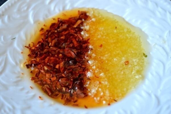 Chili Garlic Oil by thewoksoflife.com