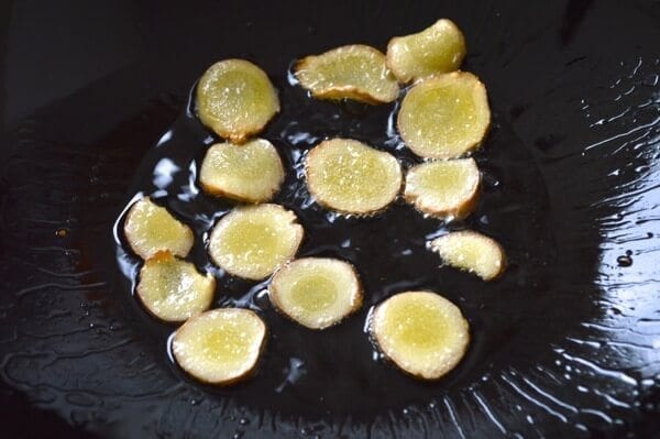 Scallion Ginger Shrimp by thewoksoflife.com