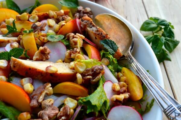 Nectarine Salad with Seared Chicken & Carrot Ginger Dressing by thewoksoflife.com