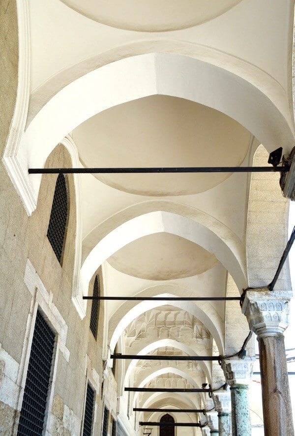 Topkapi Palace - How to See Istanbul In One Day by thewoksoflife.com