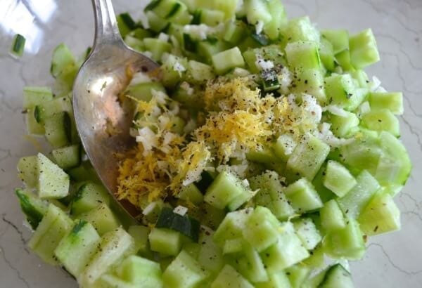 Cucumber Yogurt Sauce by thewoksoflife.com