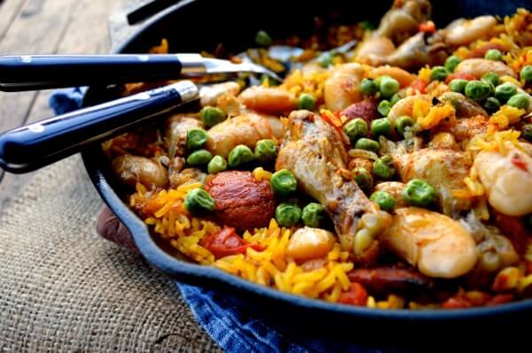 Easy Chicken Chorizo Paella by thewoksoflife.com