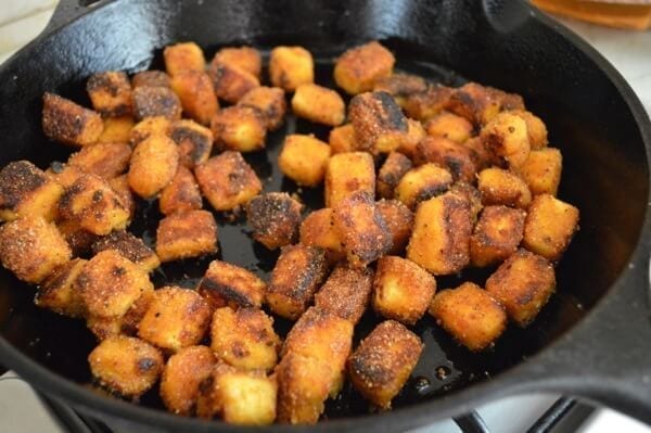 Pan-frying crispy tofu cubes