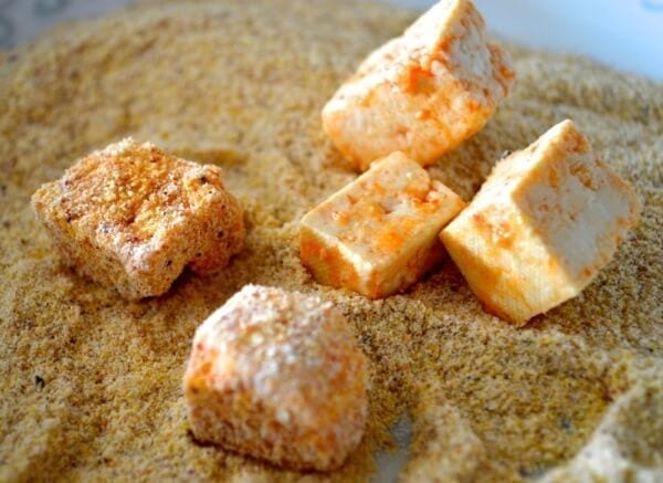 Dredging tofu cubes dry mixture