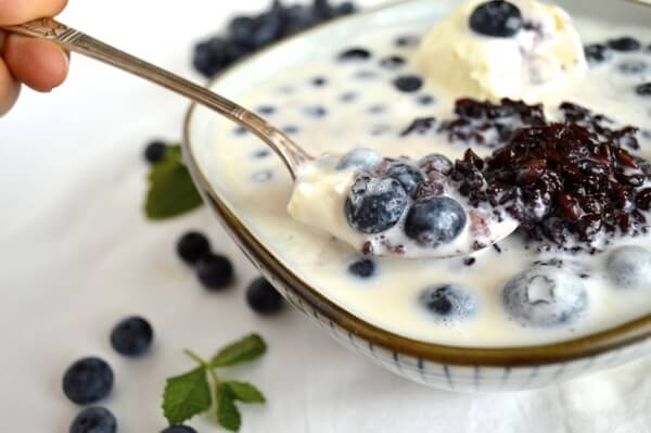 Thai Black Sticky Rice Dessert (Two Honeymoon Dessert Recipes!) by thewoksoflife.com