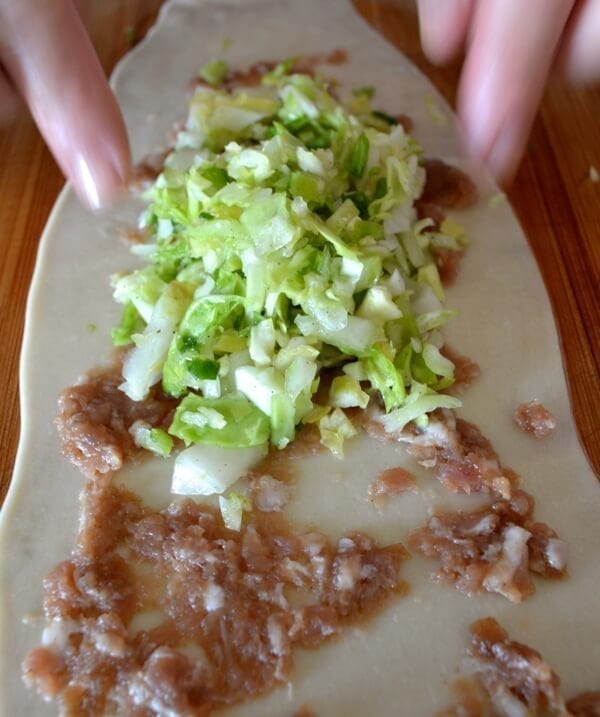 making xi'an stuffed pancakes with cabbage