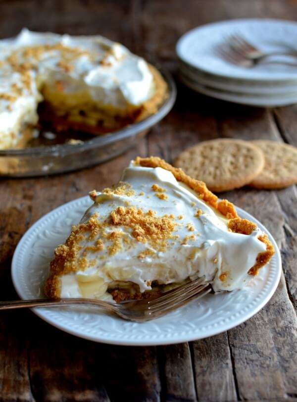 Bourbon Banana Cream Pie, by thewoksoflife.com