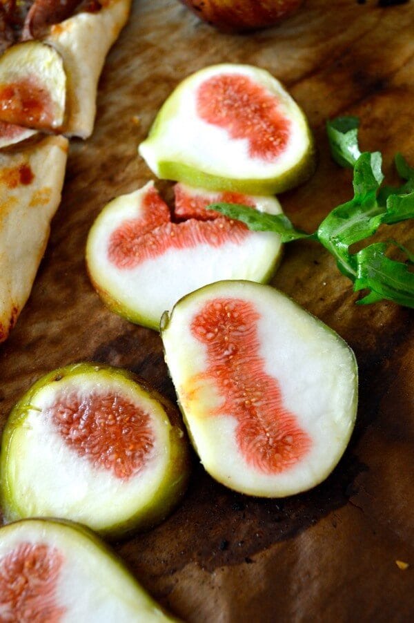 Roast Duck Pizza with Figs and Arugula by thewoksoflife.com