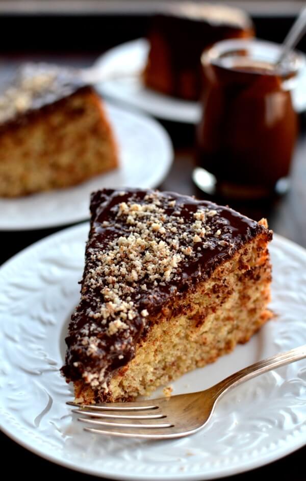 Flourless Chocolate Citrus Almond Cake by thewoksoflife.com