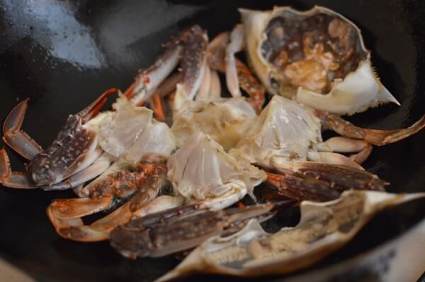 Curry Crab, by thewoksoflife.com