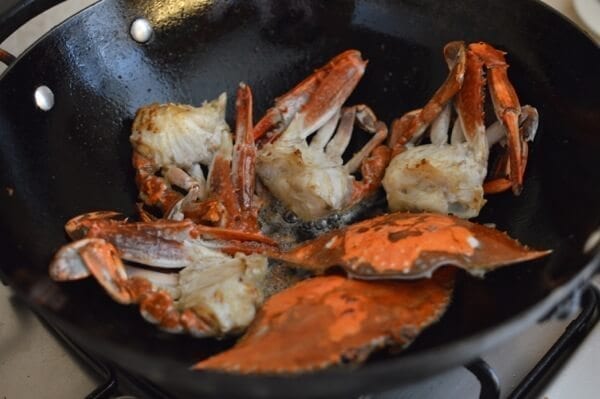 Curry Crab, by thewoksoflife.com