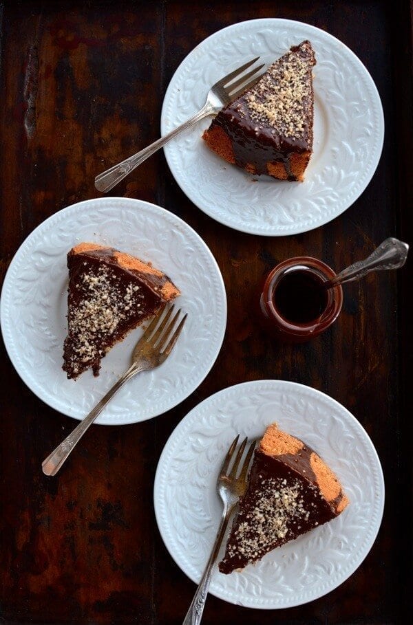 Flourless Chocolate Citrus Almond Cake by thewoksoflife.com