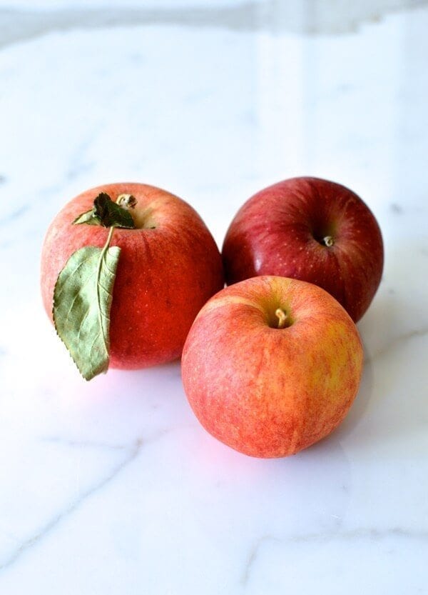 Quick Blackberry Apple Tart, by thewoksoflife.com