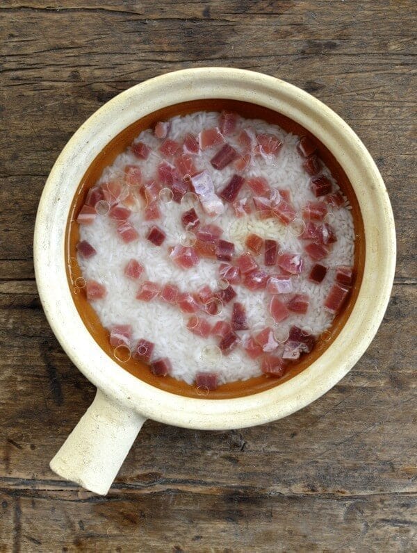 Shanghai Cai Fan (Rice with Salted Pork and Greens), by thewoksoflife.com