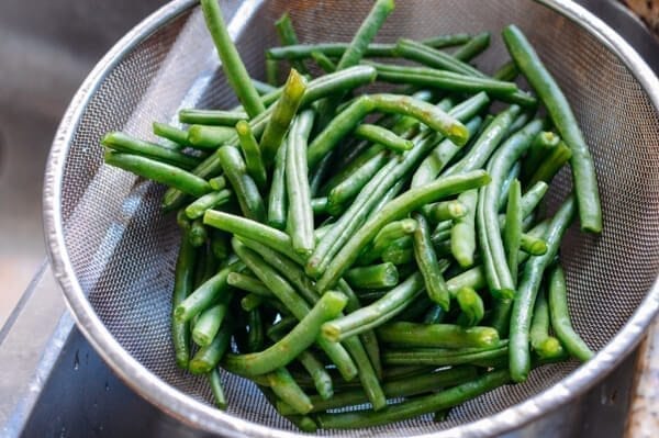 Sichuan Dry Fried Green Beans, by thewoksoflife.com