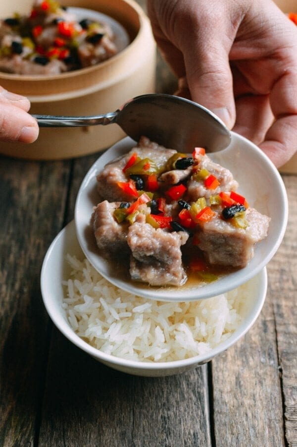 Dim Sum Steamed Spare Ribs with Black Beans, by thewoksoflife.com
