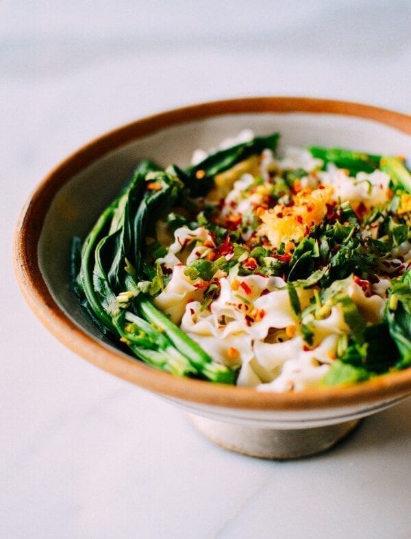 Fast Hot Oil Noodles (You Po Mian), by thewoksoflife.com