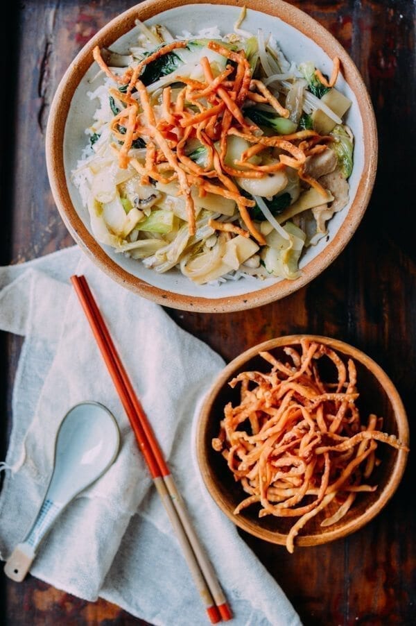 American Chicken Chow Mein with Crispy Noodles
