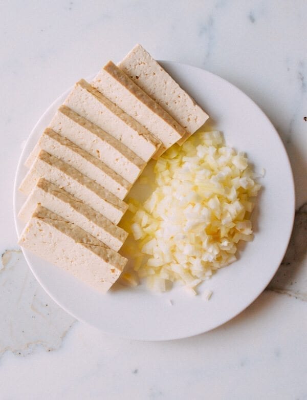 Vegan Char Siu Bao, by thewoksoflife.com