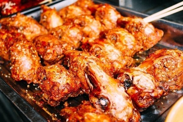 Sichuan rabbit heads - Chengdu Temple Fair, Chinese New Year Celebration, by thewoksoflife.com