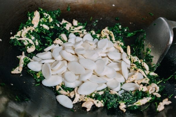 Shanghai Rice Cake Stir-fry w/ Shepherd's Purse, by thewoksoflife.com