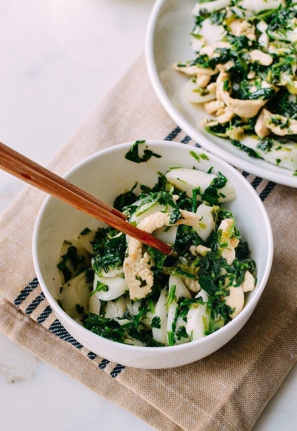 Shanghai Rice Cake Stir-fry w/ Shepherd's Purse, by thewoksoflife.com