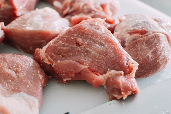 Carnitas Tacos, by thewoksoflife.com