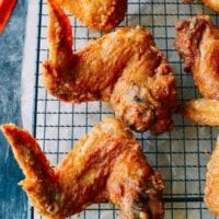 Fried chicken wings
