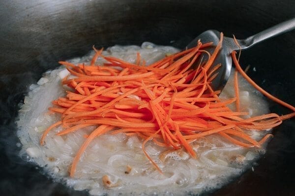 Vegetable Noodles with Shrimp, by thewoksoflife.com