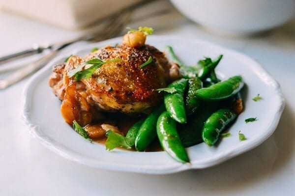 40 Garlic Chicken with an Asian Twist, by thewoksoflife.com