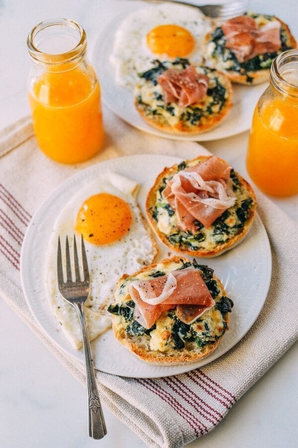 https://body-goals.fit/wp-content/uploads/2015/05/kale-prosciutto-muffin-melts-8.jpg