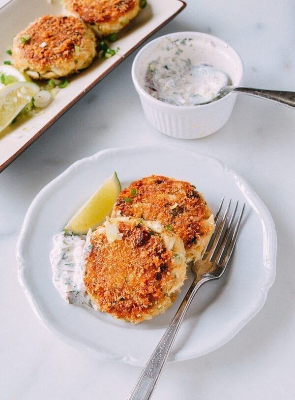 Sesame Panko Crab Cakes with Cilantro Lime Tartar Sauce