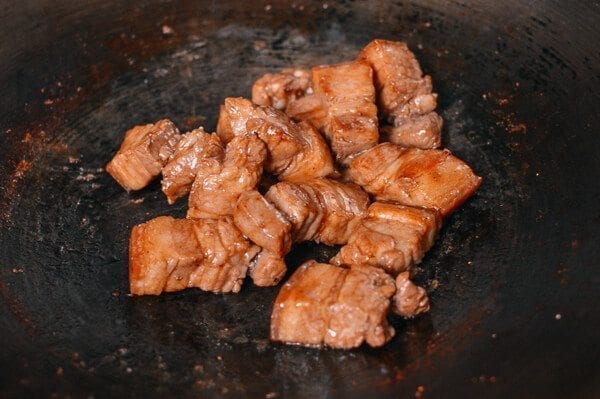 Zongzi (Cantonese Style), by thewoksoflife.com