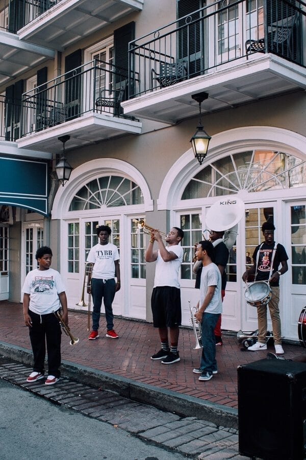 New-Orleans-bourbon-street3