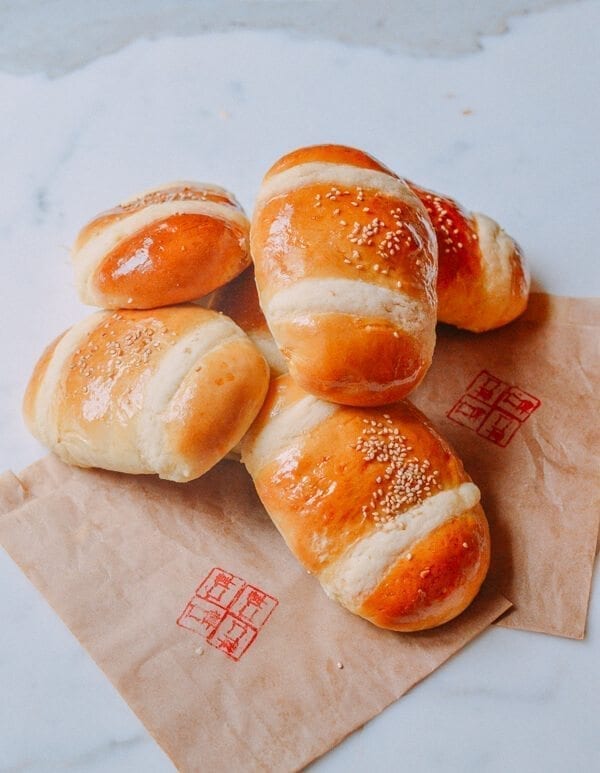 Coconut Buns (Cocktail Buns), by thewoksoflife.com