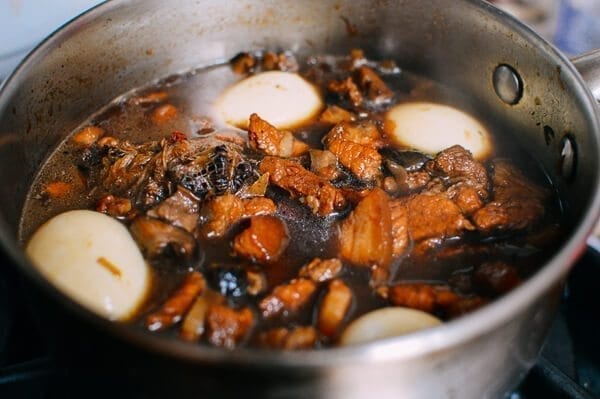 Lu Rou Fan (Taiwanese Braised Pork Rice Bowl), by thewoksoflife.com