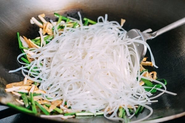 Shrimp Pad Thai, by thewoksoflife.com