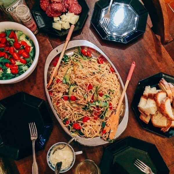 zucchini tomato pasta