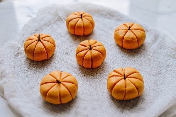 Pumpkin Mochi with Pumpkin Filling, by thewoksoflife.com
