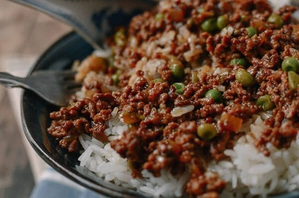 Cantonese Beef Rice Bowls, by thewoksoflife.com