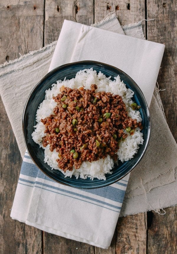 Cantonese Beef Rice Bowls, by thewoksoflife.com